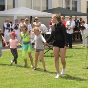 szkolny festyn charytatywny w baczynie 9